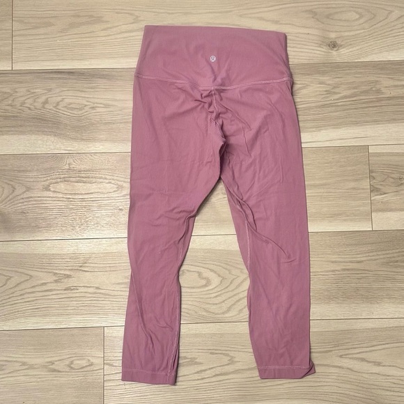 lululemon athletica Pants - Lululemon Women’s Align Ribbed High-Rise Crop Leggings Tights 23"